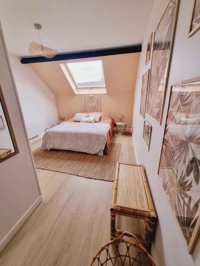 Duplex Neuf Centre Ville Avec Parking Neauphle-le-Château Eksteriør bilde